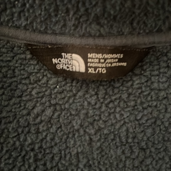 Northface Fleece 1/2 zip Pullover - Picture 3 of 3